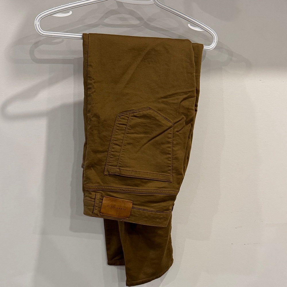 Perry Ellis Men's Tan Chinos